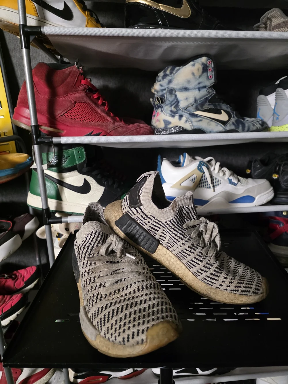 🔥 adidas Men Size 9 NMD Primeknit Sneakers  Beige and Black
